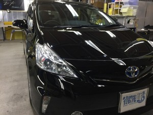 プリウス・プレミアムコーティング・運転席前方より