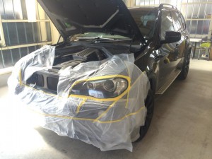 BMW・X5作業中1