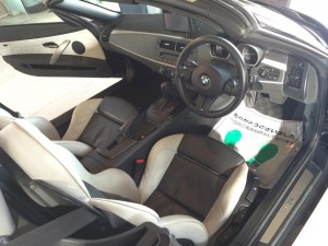 BMW・Z4・車内クリーニング
