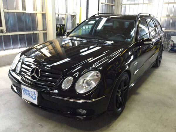 AMG・E55ワゴンのボディコーティング&ヘッドライトクリーニングなどなど(写真1)