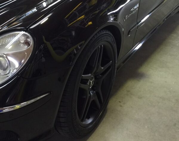 AMG・E55ワゴンのボディコーティング&ヘッドライトクリーニングなどなど(写真3)