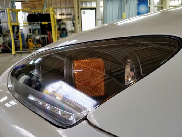 ホンダ S2000 のヘッドライトを近くで見たところ(作業後)