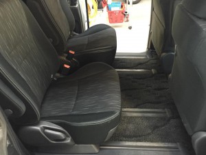 ヴォクシー・車内清掃2