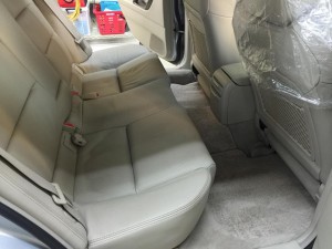 レガシー・プレミアム車内クリーニング18